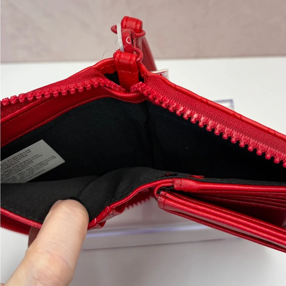 Betsey Johnson XOKara Red Heart Embossed Wristlet - Picture 8 of 10